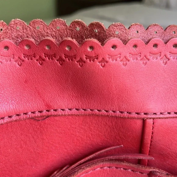 Isabella Fiore Hobo Tote /Crossbody with Tassels - Picture 8 of 8